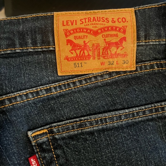 Levis jeans - Picture 2 of 3